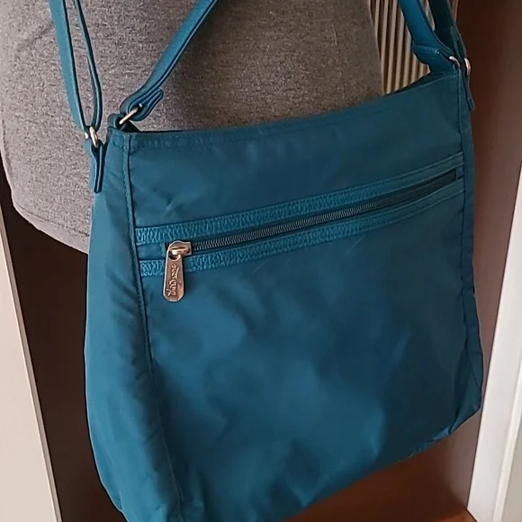 Thirty-one Teal BlueGreen Crossbody Bag - Picture 13 of 14